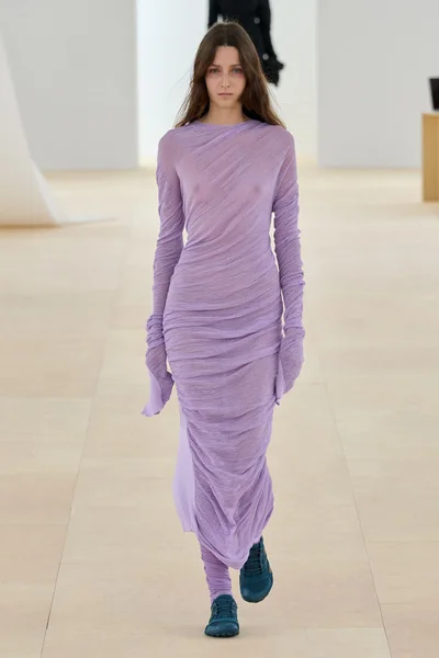 Look 4